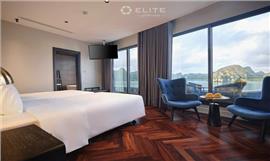 Elite Senior Premium Suite